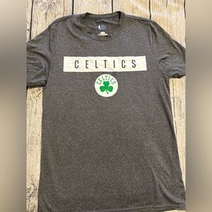 NBA 🏀 ☘️ Boston Celtics basketball team tee. Like new condition